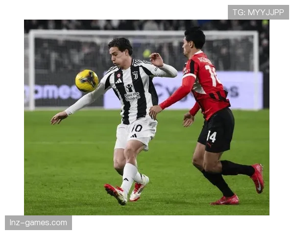 尤文图斯中路渗透战术引热议，球员稳健表现成焦点